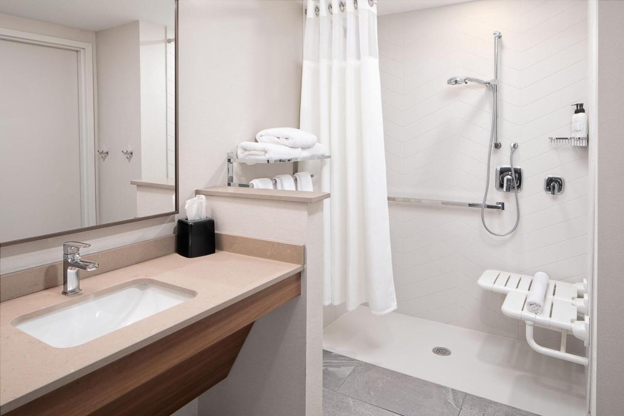 Fairfield By Marriott Inn & Suites Whitsett Greensboro East エクステリア 写真