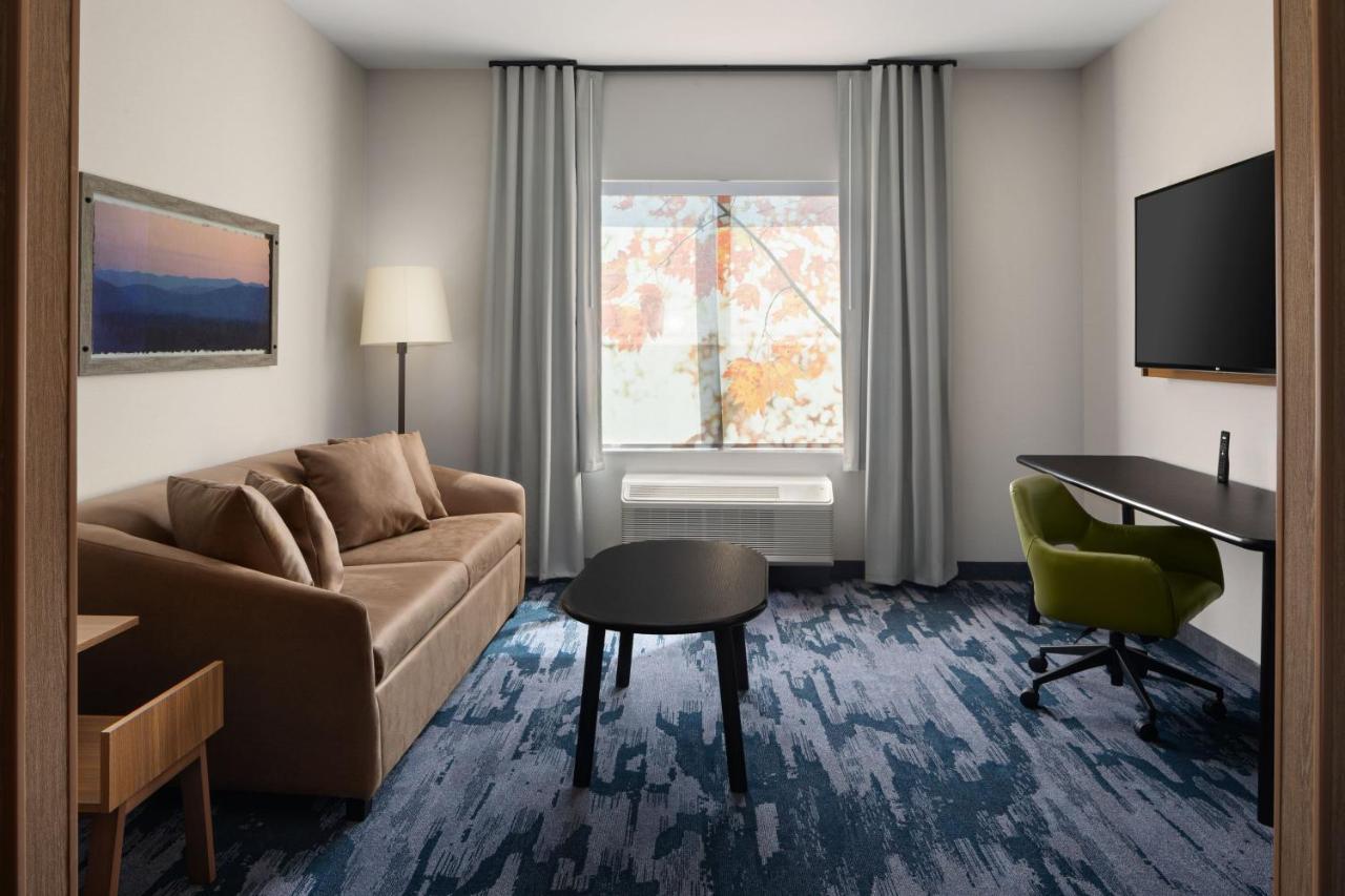 Fairfield By Marriott Inn & Suites Whitsett Greensboro East エクステリア 写真